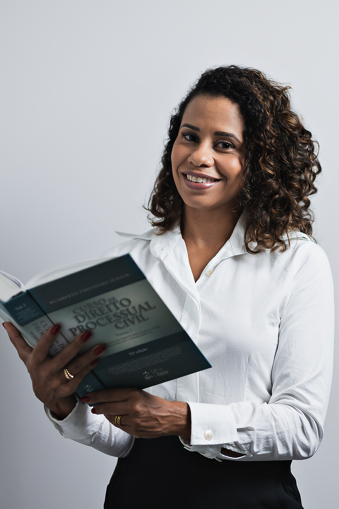 Dra. Fernanda Moura